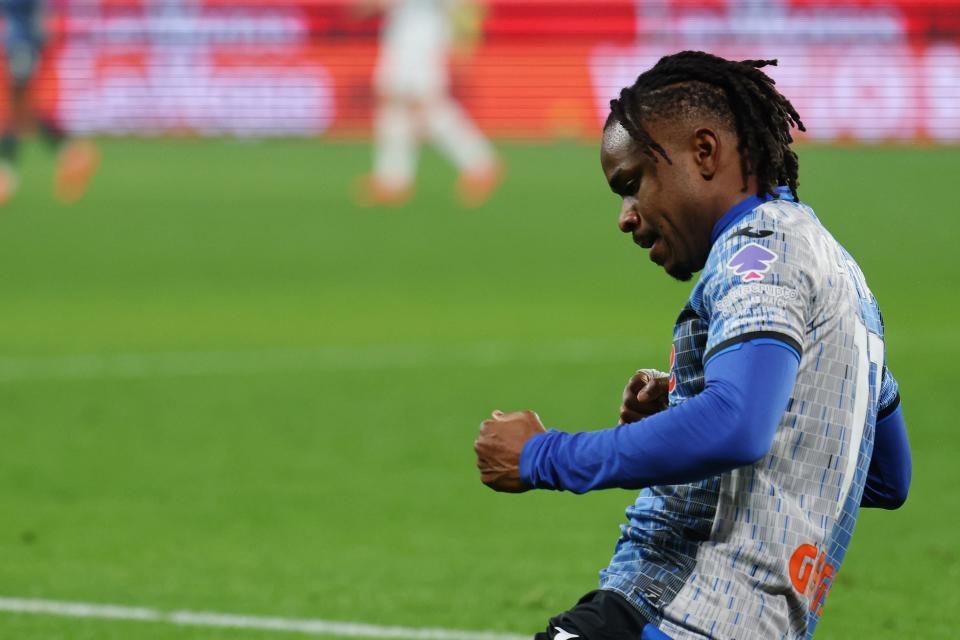 包含国际比赛日突围战来临;亚特兰大围绕法甲造点机会;管理层满意;细节决定成败的词条 包含国际比赛日突围战来临;亚特兰大围绕法甲造点机会;管理层满意;细节决定成败的词条