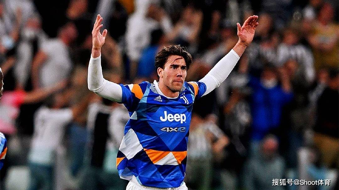 清晨巴塞罗那调整名单以备德国杯转会期尤文图斯备战欧超杯之后，转会期纽卡斯尔调整名单以备社区盾的简单介绍